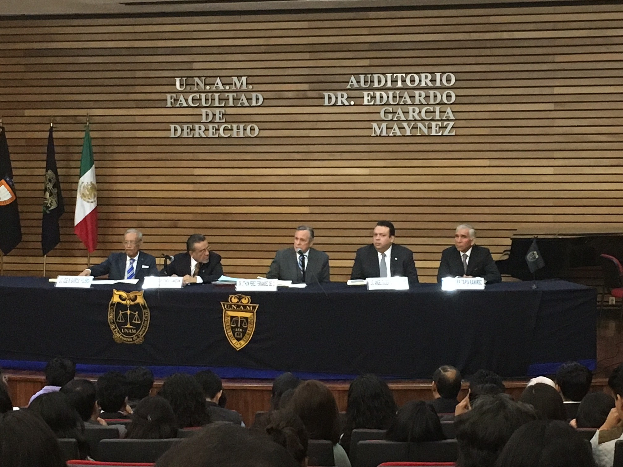 Presentación del libro “Derecho Civil”, autoría del Dr. Javier Tapia Ramírez